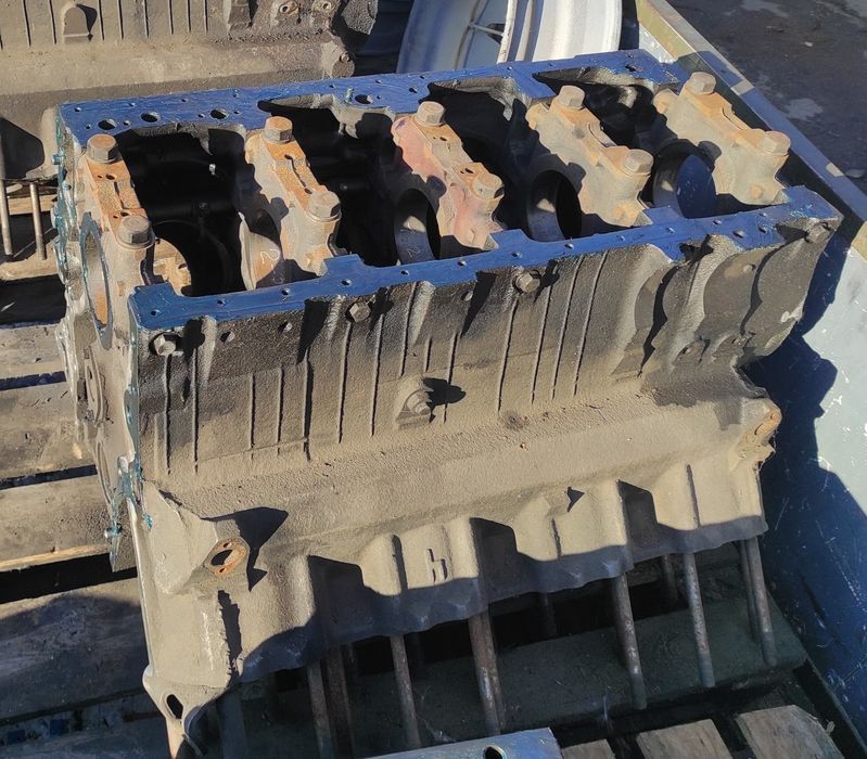 Блок картер мотора ЯМЗ 7511 под сплошные цельные головки ЯМЗ 238ДЕ2