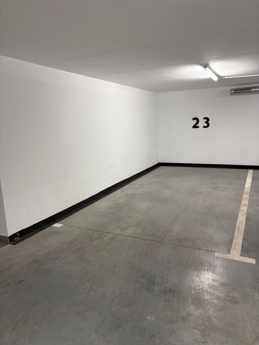 Wynajmę miejsce parkingowe Moniuszki 44