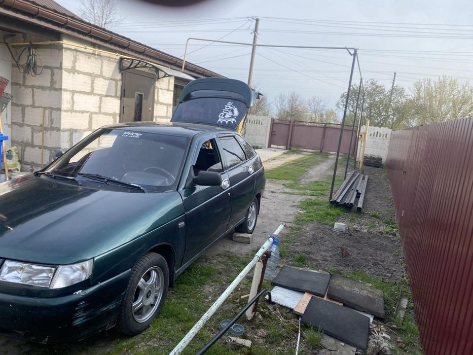 продам своє авто Ваз 2112