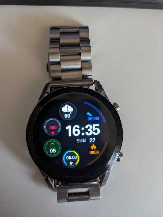 Smartwatch - prawie nowy - na styl huawei