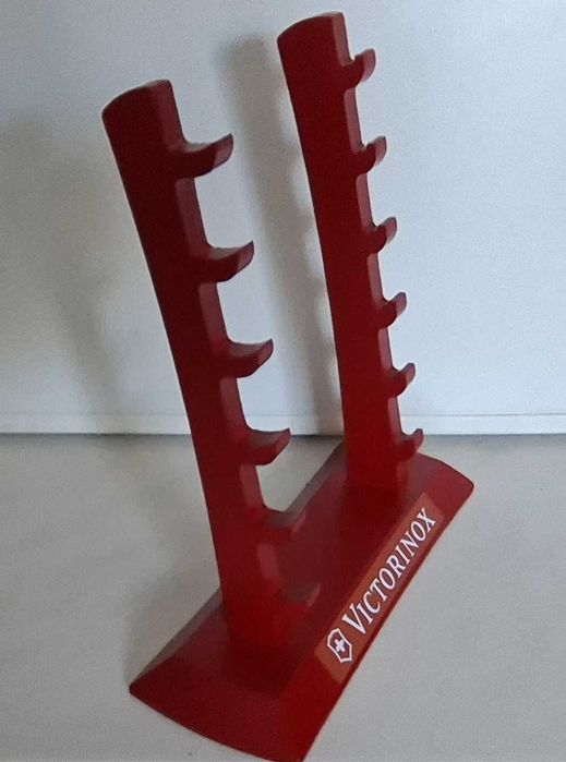 Expositor artesanal para Canivetes / Navalhas Victorinox