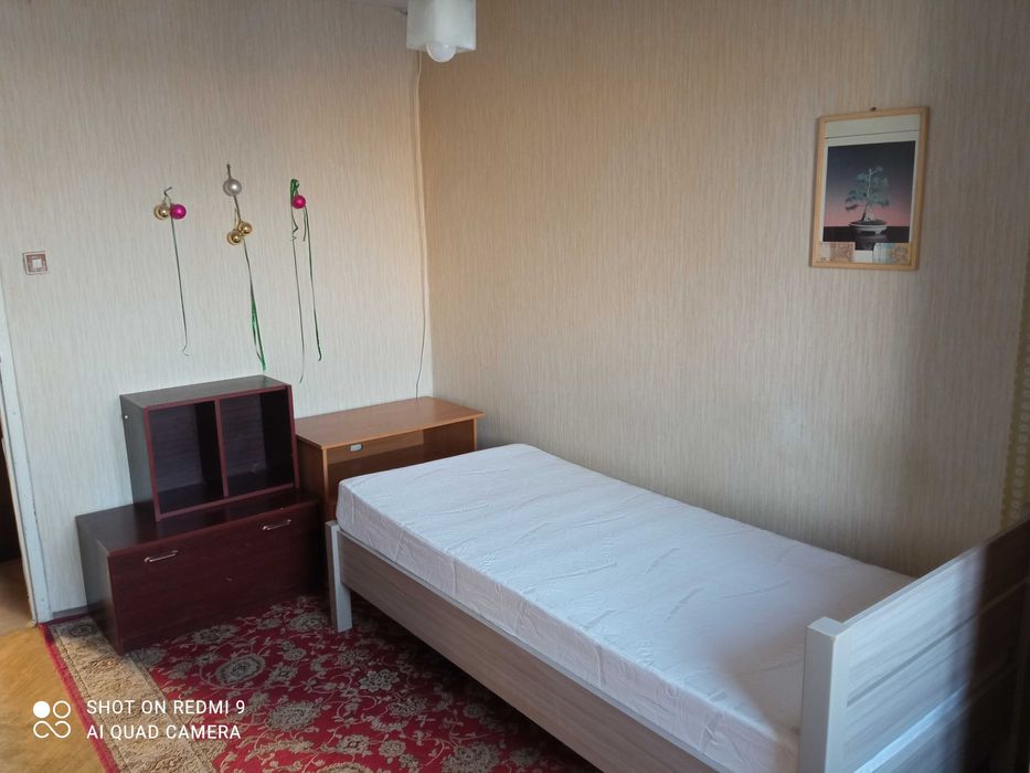 Pokój w 3-pokojowym mieszkaniu, Krzyki ul. Orzechowa