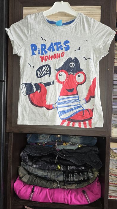 Tshirt chłopięcy 122/128.