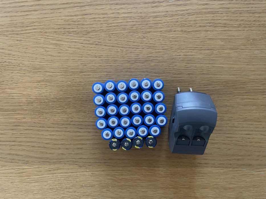 20 Pilhas Recarregáveis CR123