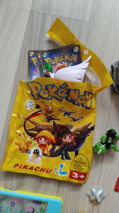 Zestaw zabawek, mix, psi patrol, świnka Peppa, Pokemon