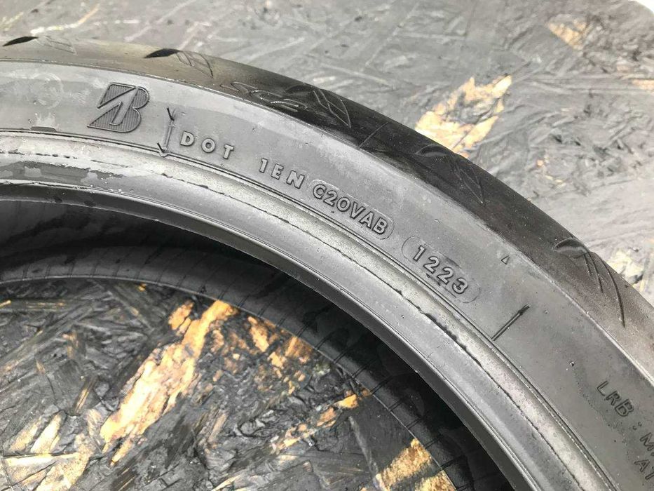 Мото шини б/в 120/70 R15 Bridgestone Battlax Scooter SC2F (2585М)