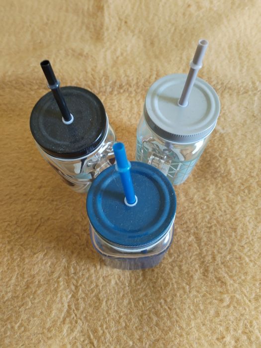 3 Caneca em vidro 0.5lt