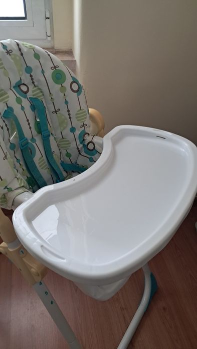 Cadeira alta de refeição para criança