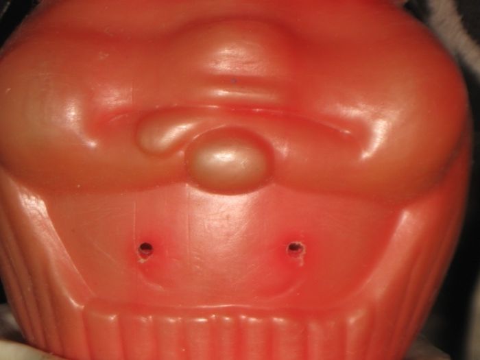 Контейнер полиэтиленовый для непищевых мелочей с клеймом и ценой