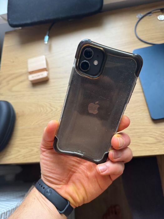 iPhone 11 128GB Czarny, Nowa Bateria + Etui UAG