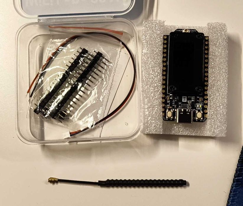 Meshtastic Heltec v4 WIFI BT LORA Mesh 868 MHz - NOWY!