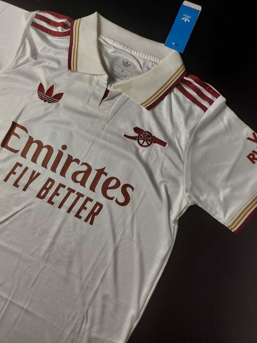 Arsenal 2025/2026 Viktor Gyökeres - Away Kit