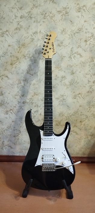 Электрогитара хамбакер + 2 сингла + комплект, отличное состояние