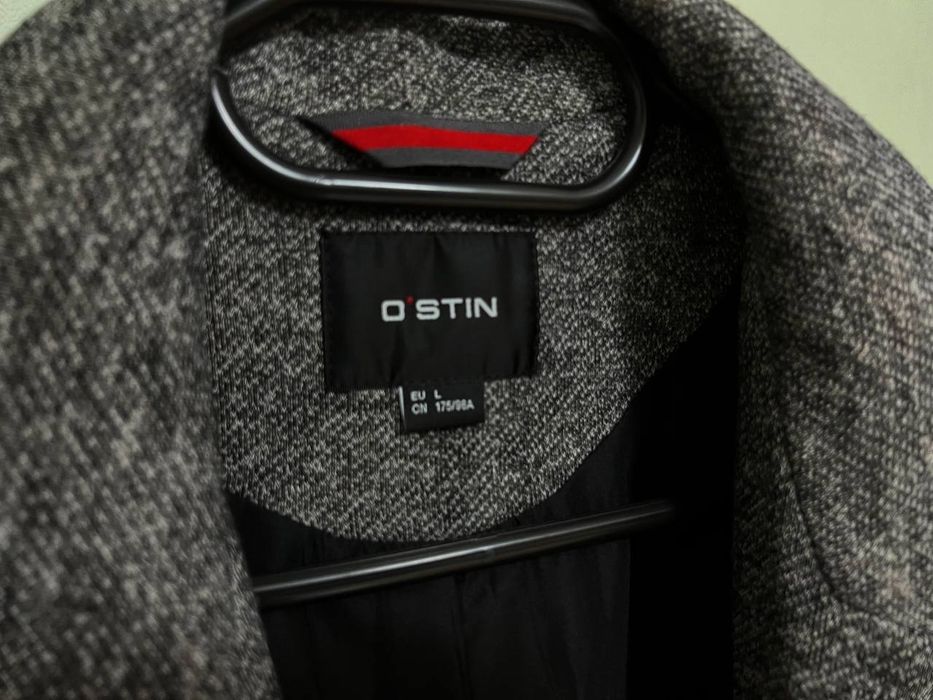 Пальто жіноче розмір  L