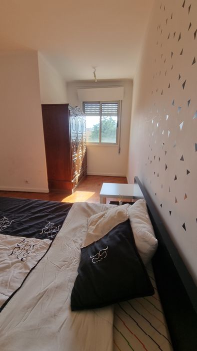 Vaga em apartamento  T3.. somos 2 rapazes