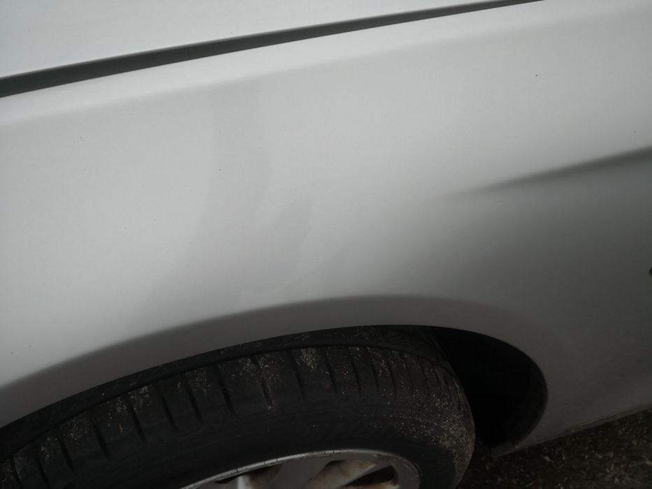 Błotnik lewy BMW F10 F11 titansilber 354 w kolor