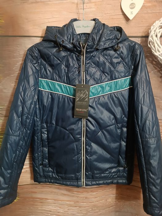 Підліткова куртка для хлопчика. Нова. Зріст 158-164 см