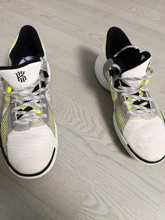 Кросівки  Nike .Kyrie Flytrap 5