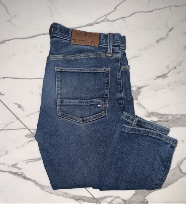 Spodnie Tommy Hilfiger slim 33x34