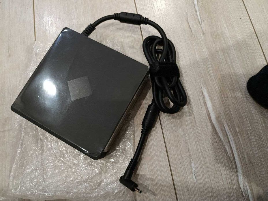 Hp blue pin 19.5v 11.8A 4.5 x 3.0 330w 230w 200w 120w