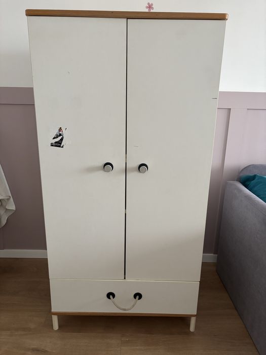 Meble dziecięca szafa i komodaa