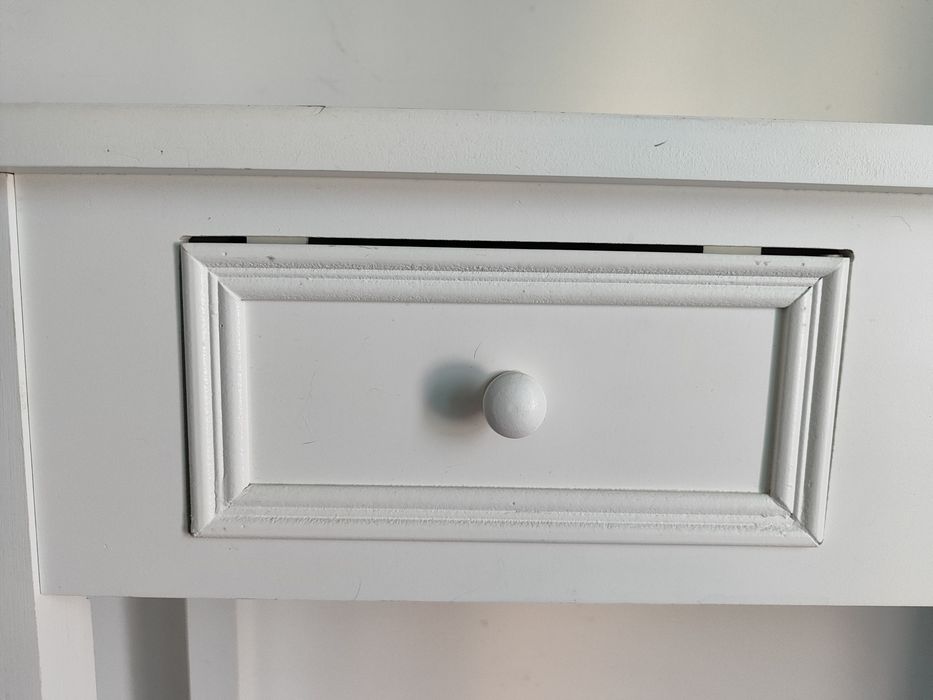 Consola/ móvel branco com gavetas
