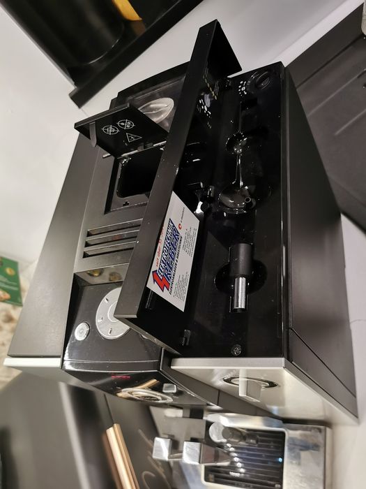 Ekspres Jura Impressa f7