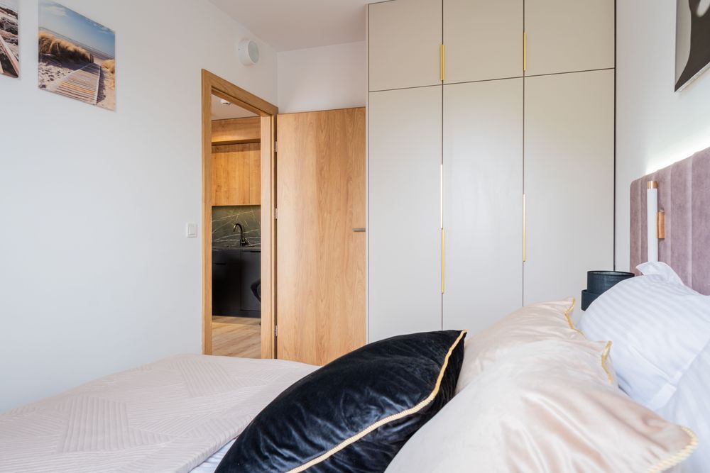 Stylowy Apartament w Jastrzębiej Górze Blisko Plaży | Basen | Jacuzzi | Prywatny Balkon