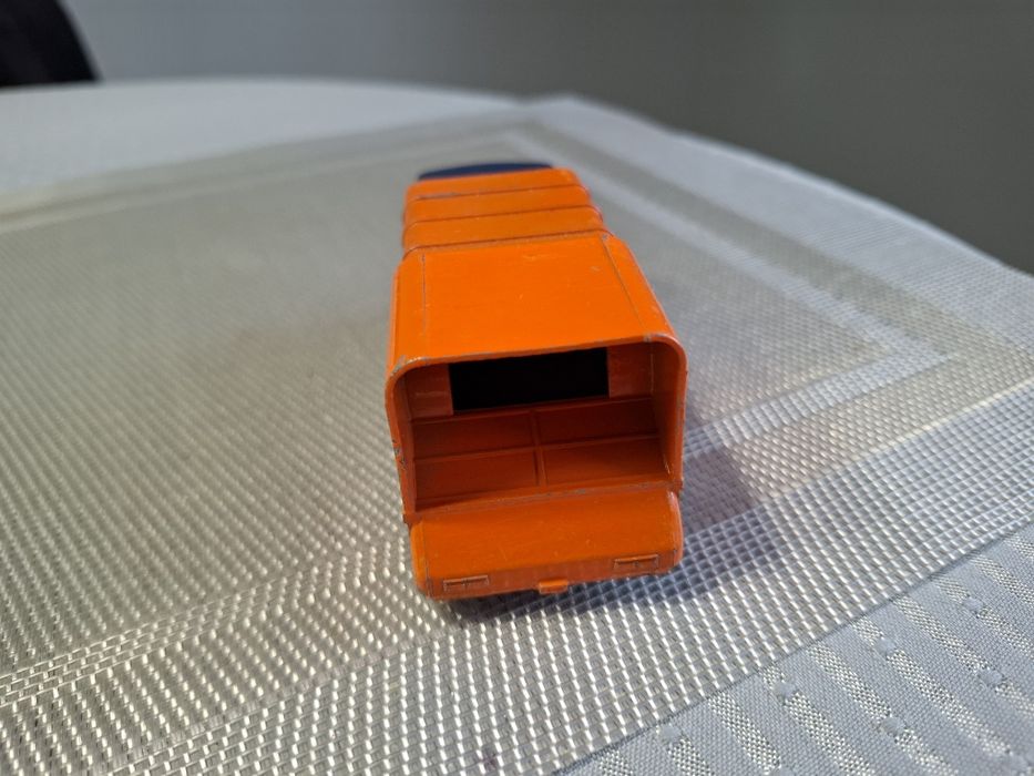 Matchbox refuse truck skala 1:43