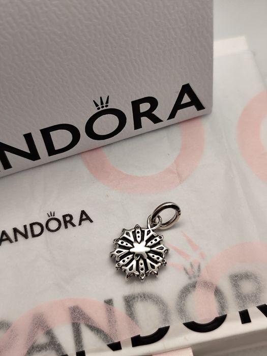 Pendente da Elsa da Pandora