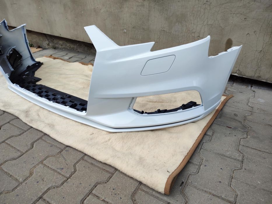 Zderzak przedni przód Audi A3 8V lift fl sedan 8V5.807.437P LC9A