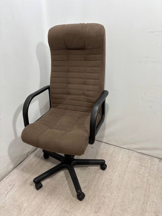 Офісне крісло Атлант Велюр