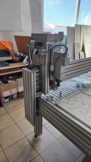 Ploter frezarka CNC 200 x 300 cm