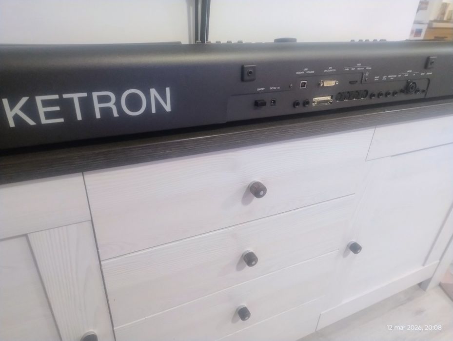 KETRON SD7 keyboard aranger