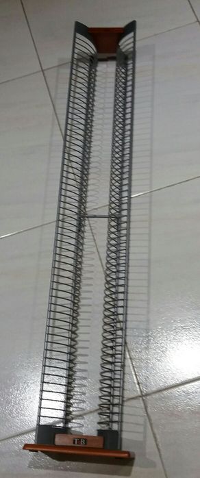 Móvel para Cd's e ou Dv's