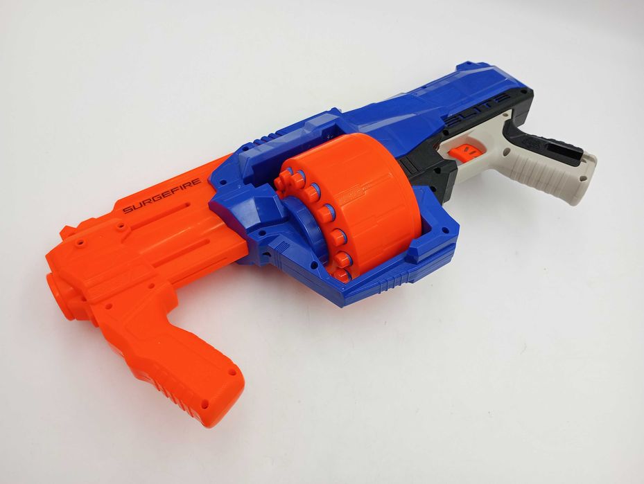 Wyrzutnia Nerf N-Strike Elite Surgefire (Magazynek 15-strzałkowy)