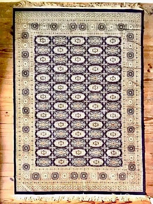 TAPETE de SEDA ANTIGO - médio oriente - pouco uso - 210 x 140 cm/s