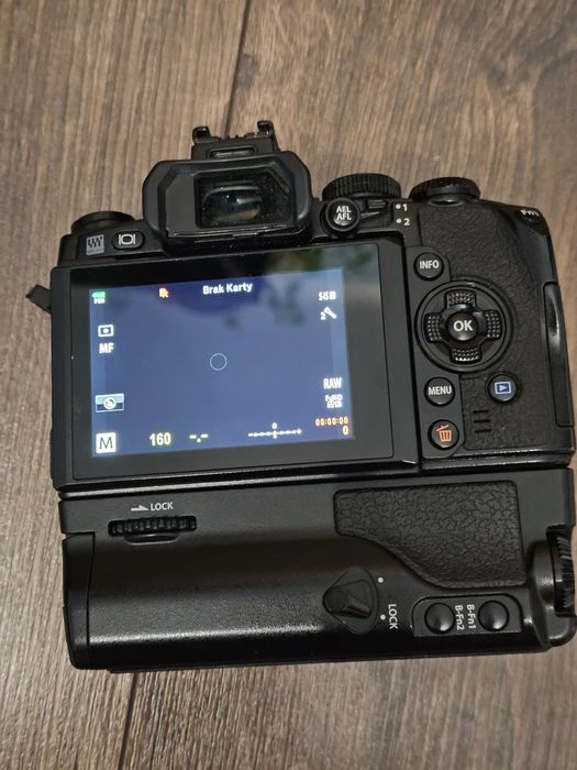 Olympus OMD EM1 komplet 4 baterie stan bdb