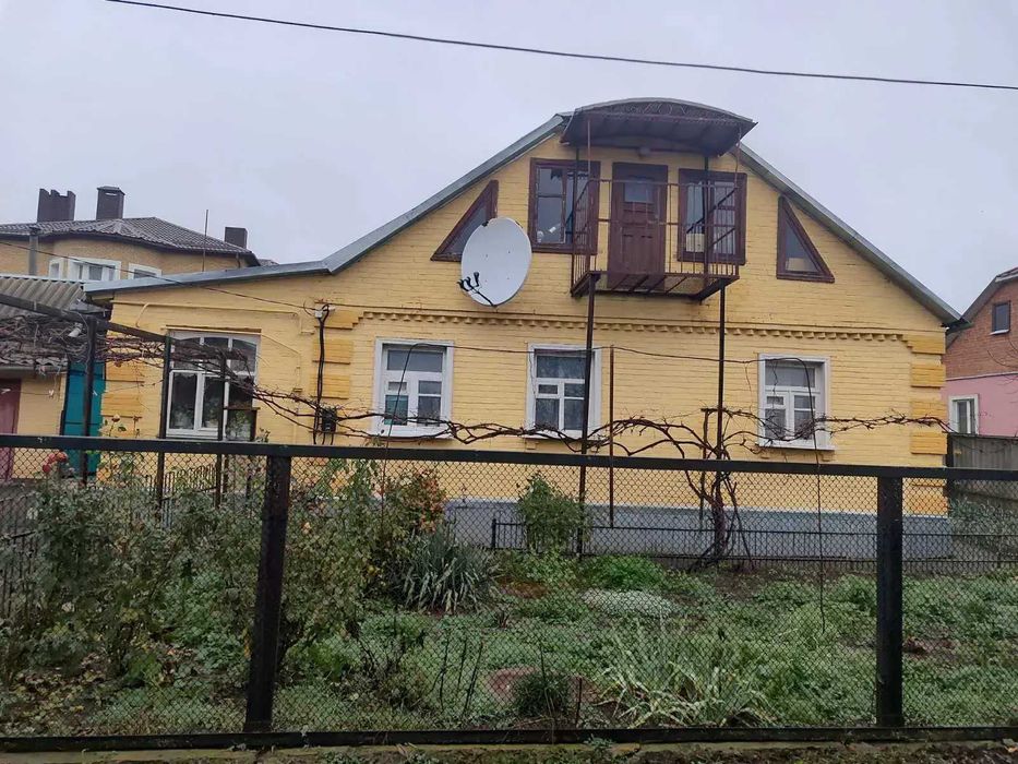 Продаж цегляного будинку. 90 м2. 10 соток. Яківці. №17894