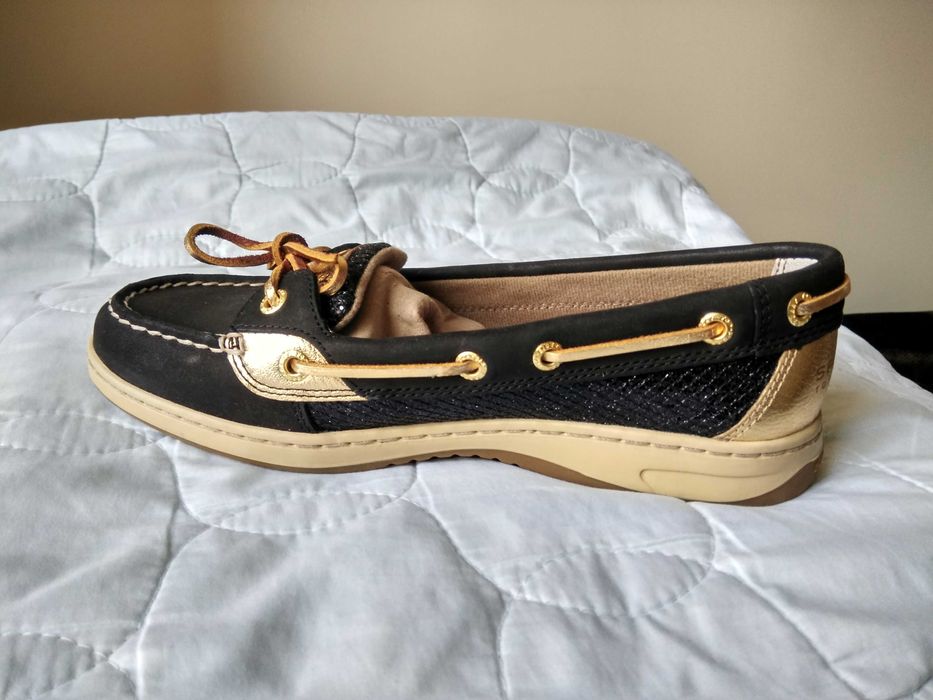 Новые кожаные макасины  SPERRY TOP-SIDER   размер 38.