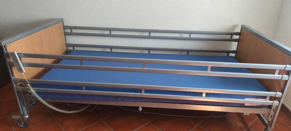 Cama articulada invancare