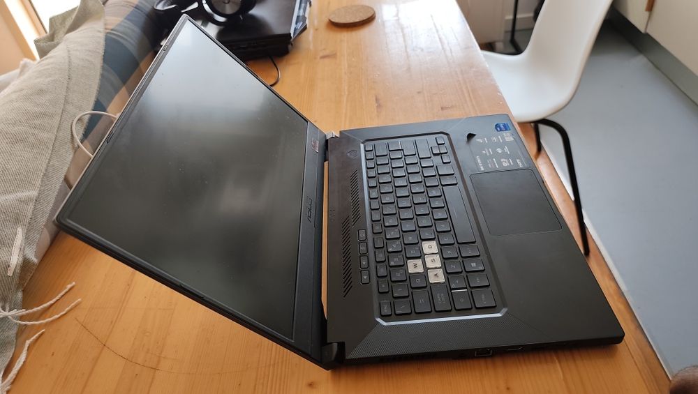 Portátil Gamer Asus