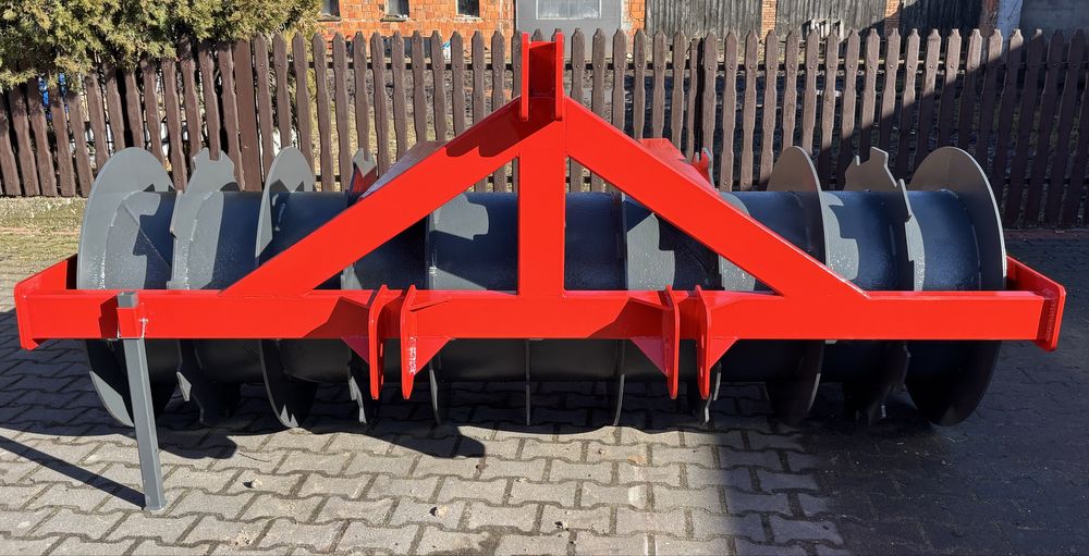 Wał Pryzmowy , wał dogniatający, wał do traw