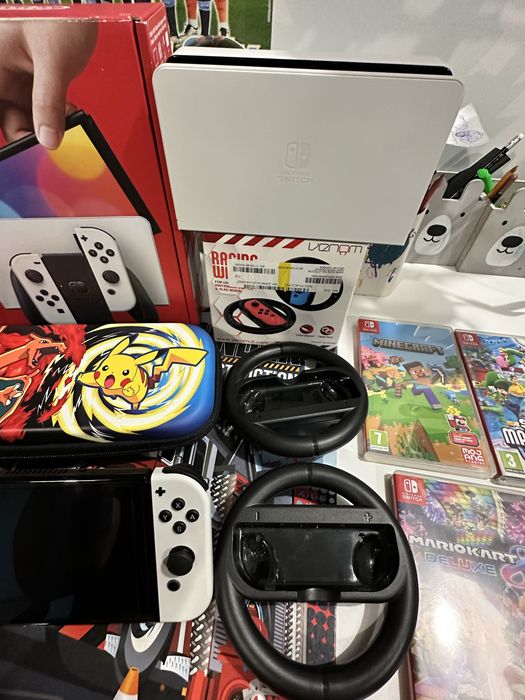 Konsola nintendo switch oled zestaw joy con kontroler switch kierownice gry mario minecraft etui
