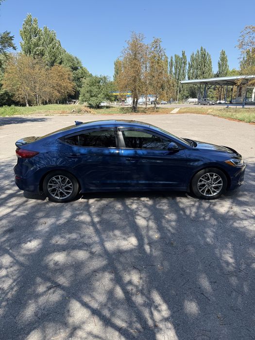 Hyundai Elantra 2018 VIN 5NPD84LF8JH313450 фото оголошення 3 з 8