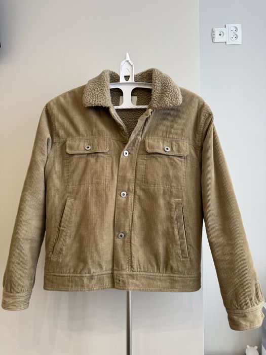 Чоловіча вельветова куртка-тракер Bershka