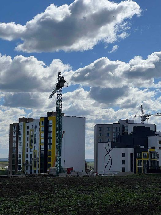 Продаж 2-кімнатної квартири в новобудові від забудовника , район Бам