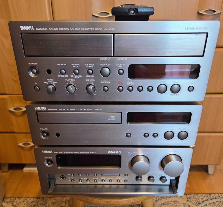 Zestaw Yamaha Amp RX-V10 CDX-10 KX-W10 plus pilot