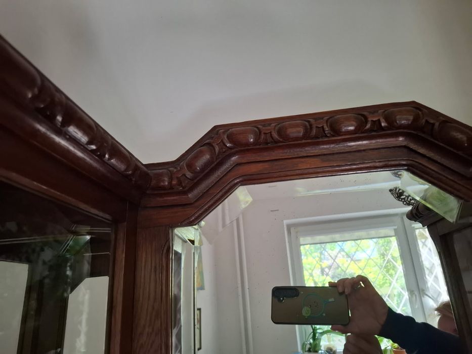 kredens kryształowe szyby, marmurowy blat