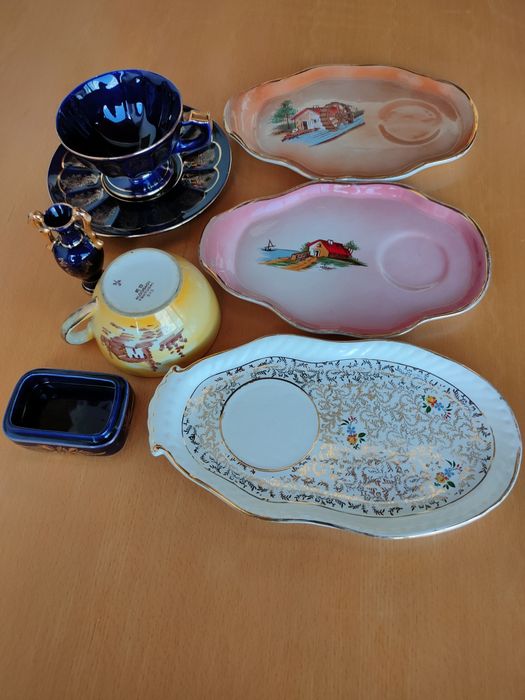 Conjunto de peças "R.B." Alcobaça.